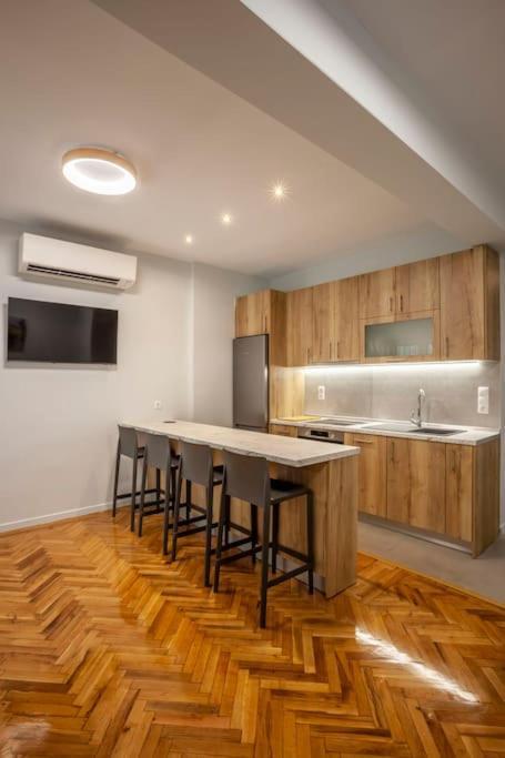 Karolou Ntil- Ground Floor Suite Salonic Exterior foto